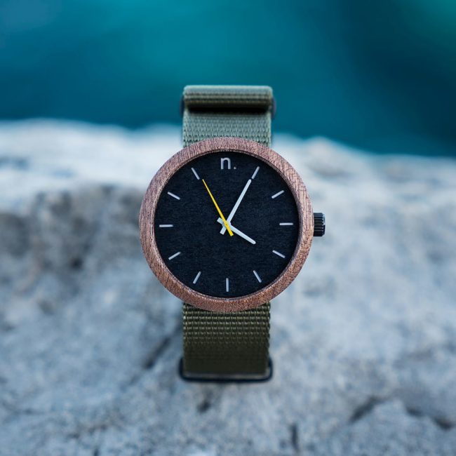 Pánske drevené hodinky New hoop - Čierno zelené