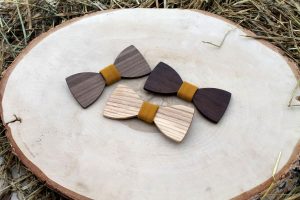 Pánsky drevený motýlik - Horčicový