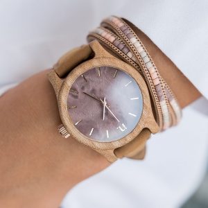 Dámske drevené hodinky Classic - Škoricovo fialové