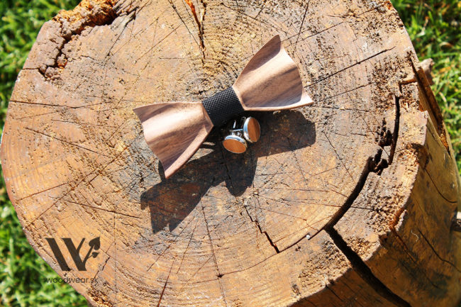 Pánsky drevený motýlik s manžetovými gombíkmi - Čierny