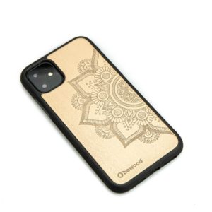 Drevený kryt iPhone 11 - Lady Zlatá & Mandala